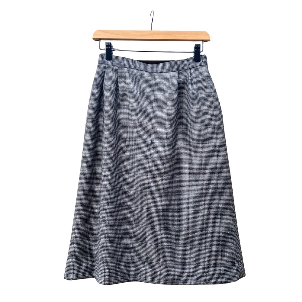 100% Wool Vintage Union Made Elegant Black & White Houndstooth A-Line Skirt